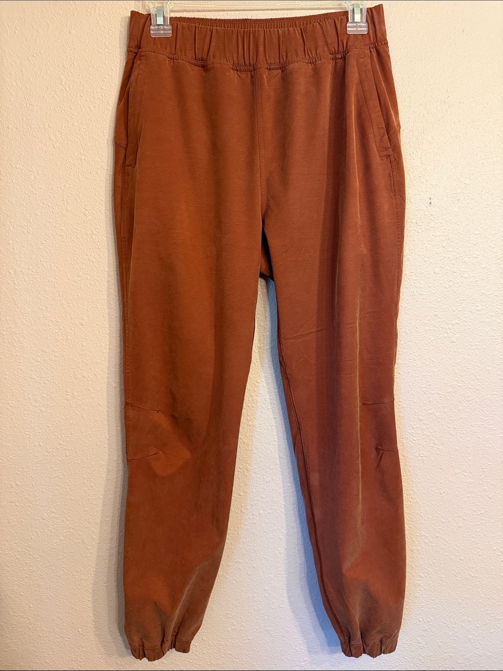 lululemon athletica Rust Brown Jogger Sweatpants